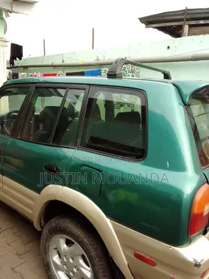 Toyota RAV4 Automatic 2000 Vert