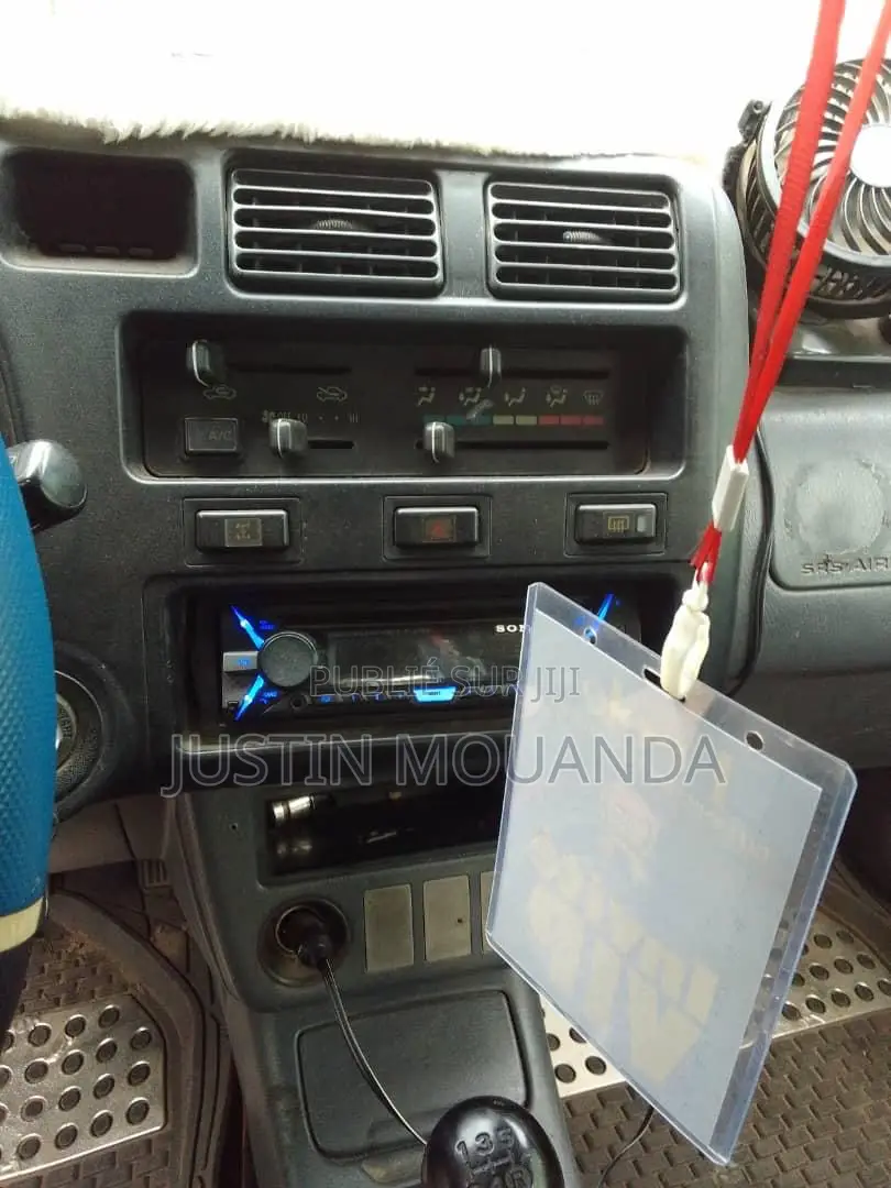 Toyota RAV4 Automatic 2000 Vert