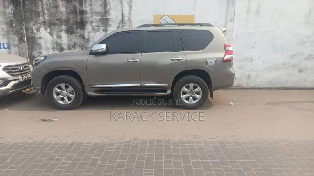 Toyota Land Cruiser Prado 2016 Gris
