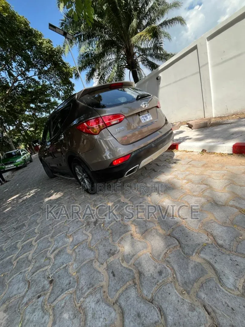 Hyundai Santa Fe 2016 Jaune