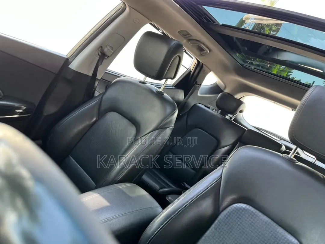 Hyundai Santa Fe 2016 Jaune