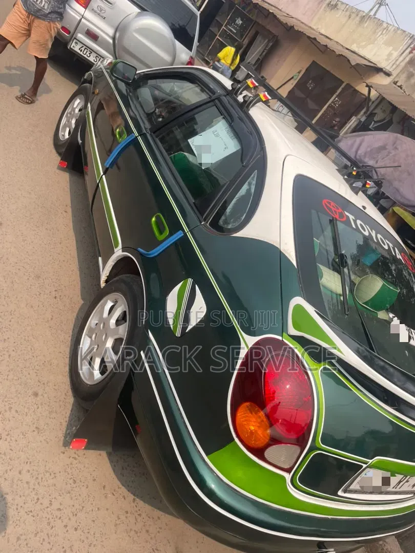 Toyota Corolla 2018 Vert