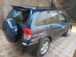 Toyota RAV4 2014 Bleu