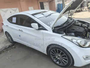 Hyundai Avante 2017 Blanc