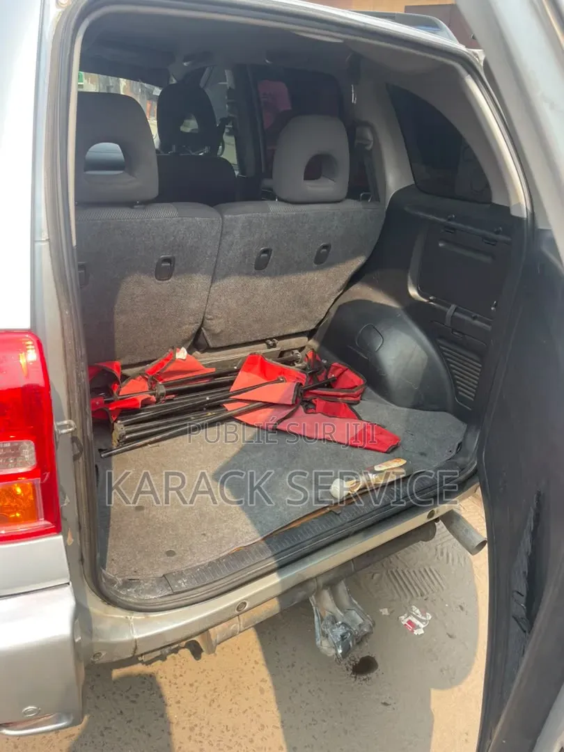 Toyota RAV4 2005 Gris