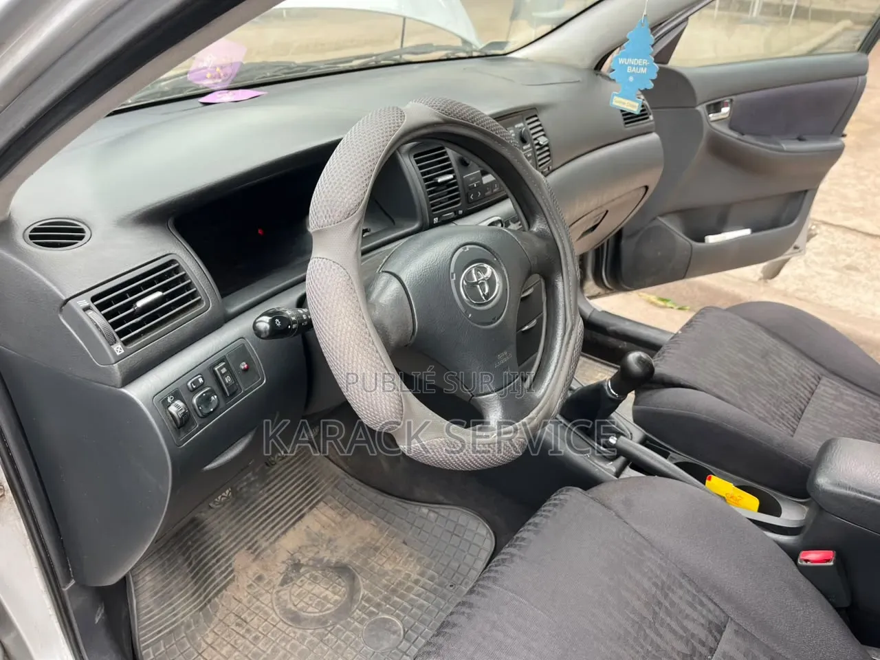 Toyota Corolla 2023 Gris
