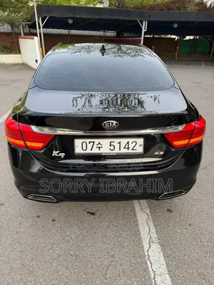 Kia K3000 2014 Noir