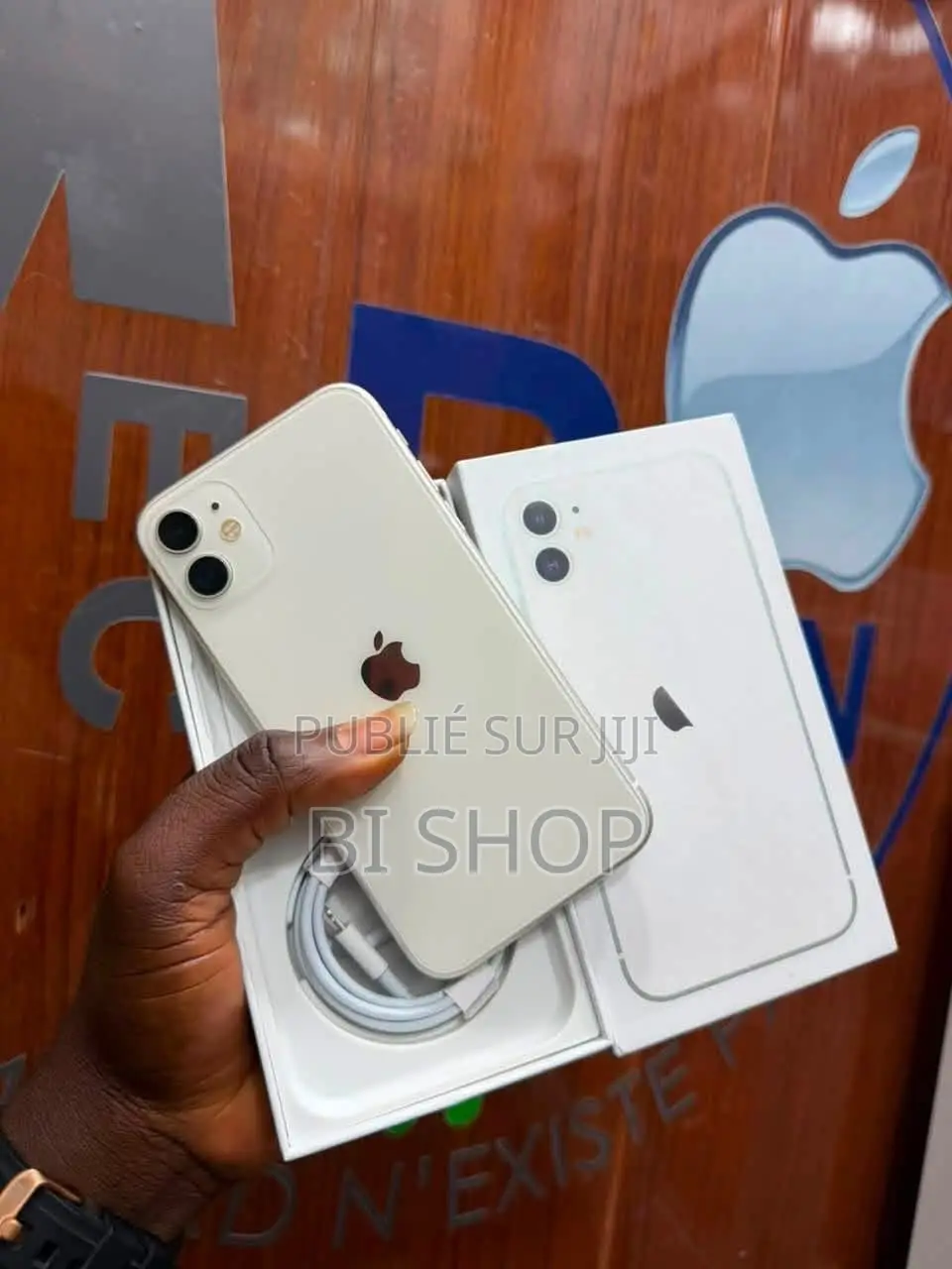 Nouveau Apple iPhone 11 64 GB Blanc