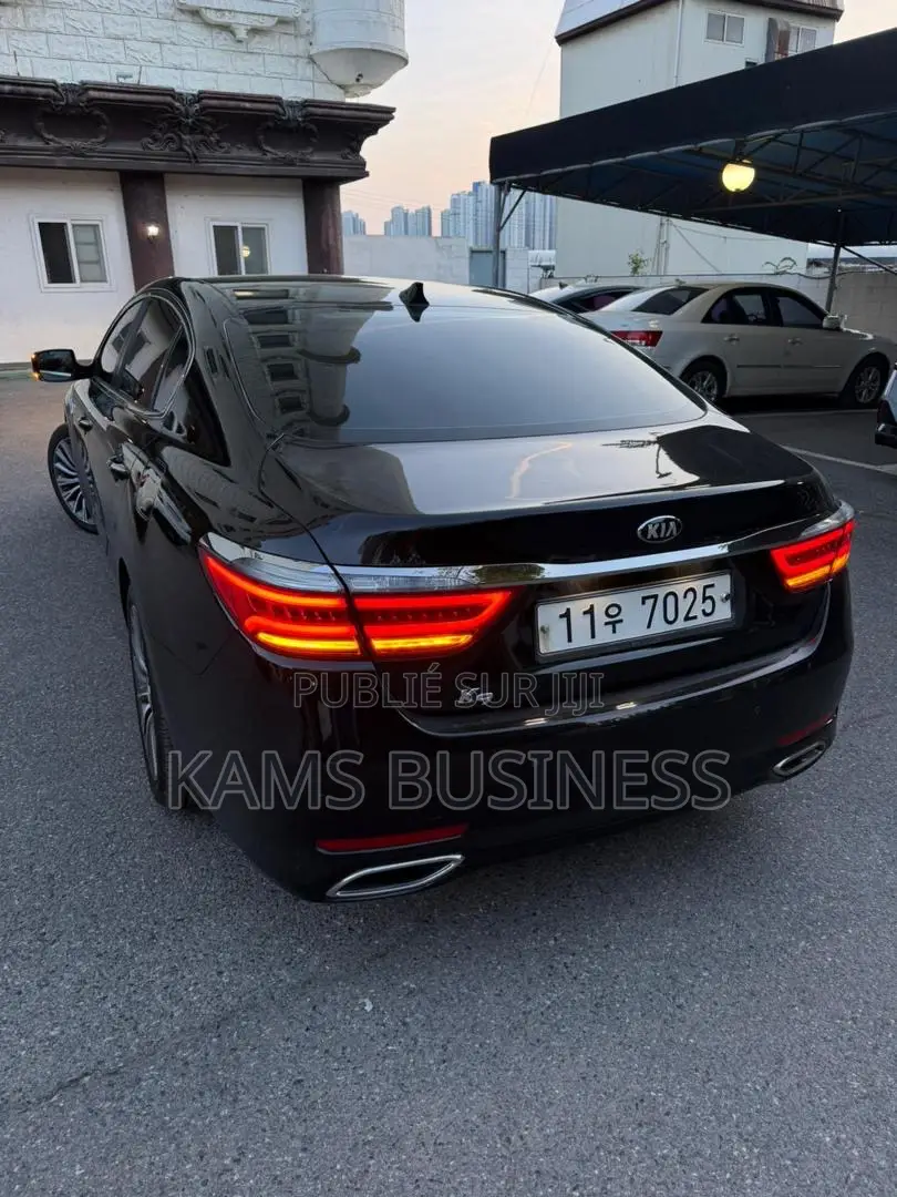 Kia K3000 2014 Gris