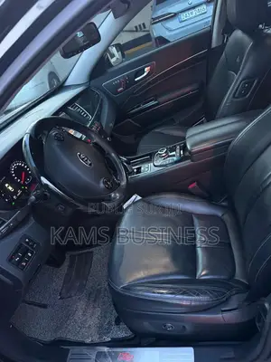 Kia K3000 2014 Gris