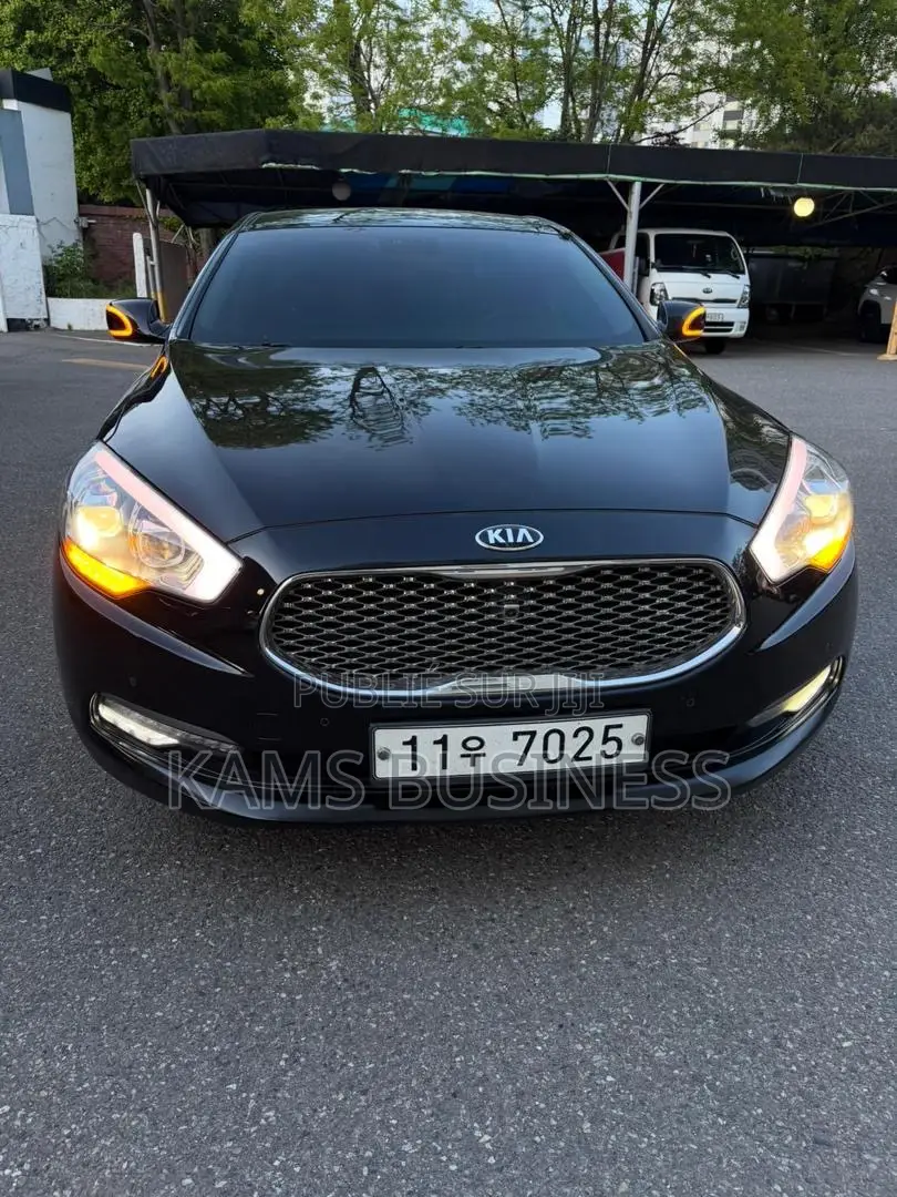 Kia K3000 2014 Gris