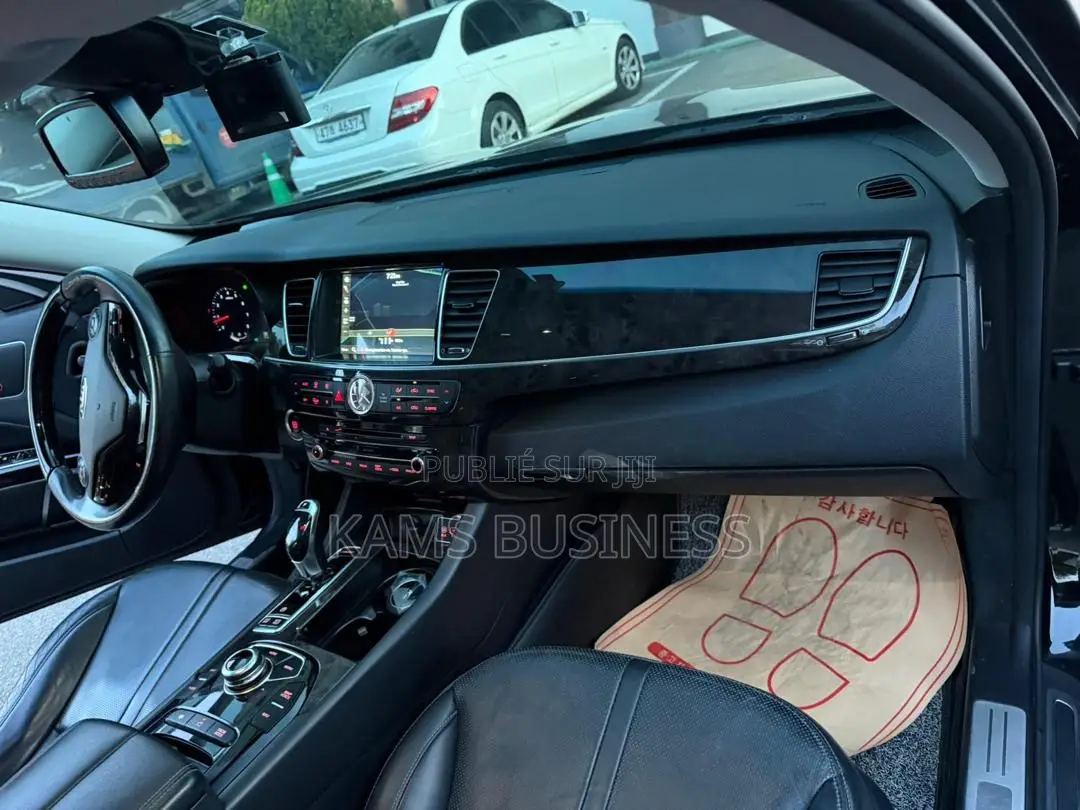Kia K3000 2014 Gris