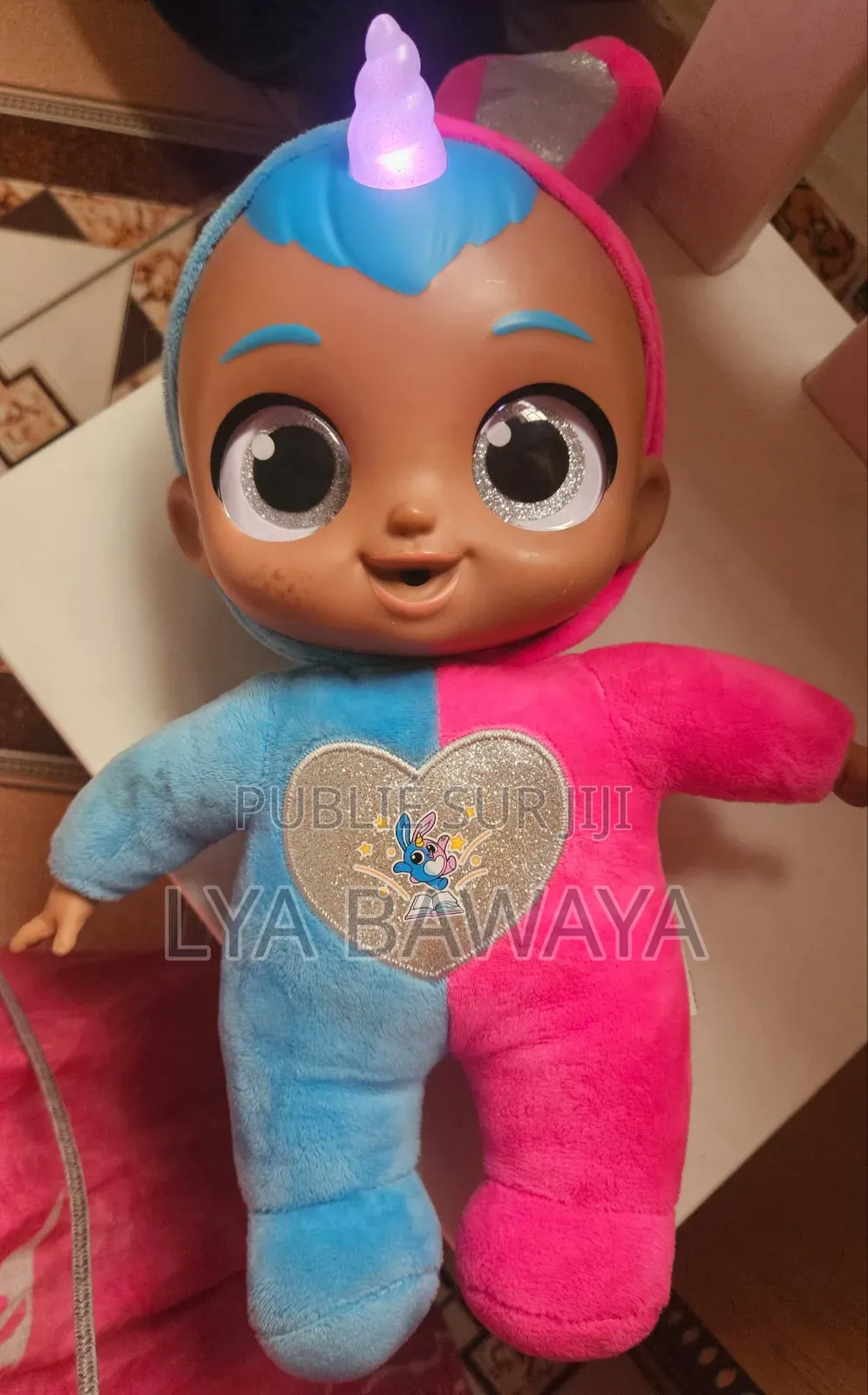 Découvrez La Poupée Interactive Babycorns Série 1 Large Zuru