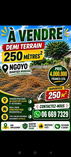 Deux Parcelles À Vendre