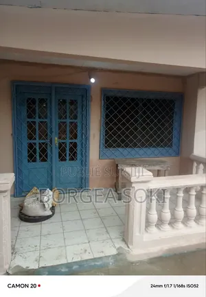 Deux Parcelles À Vendre