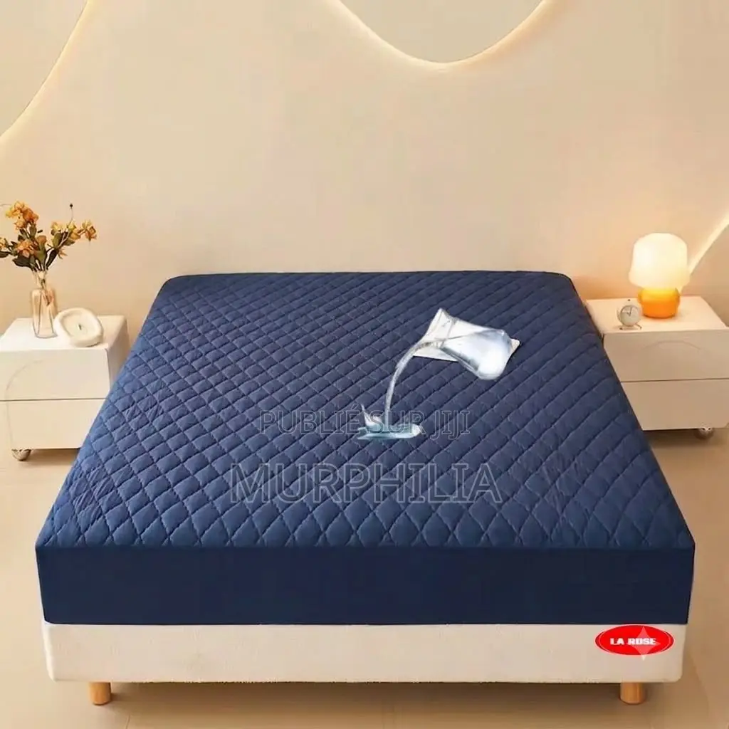  Couvre-Lit / Housse Protège-Matelas Imperméable 3 Places 8 500fcfa 