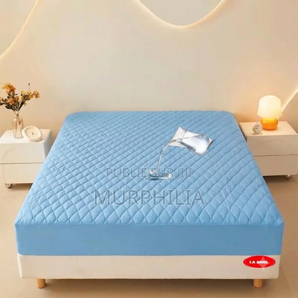  Couvre-Lit / Housse Protège-Matelas Imperméable 3 Places 8 500fcfa 