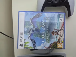 PS5 Slim Avec 3 Manettes Et 5 Jeux