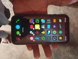 Apple iPhone XR 64 GB Noir