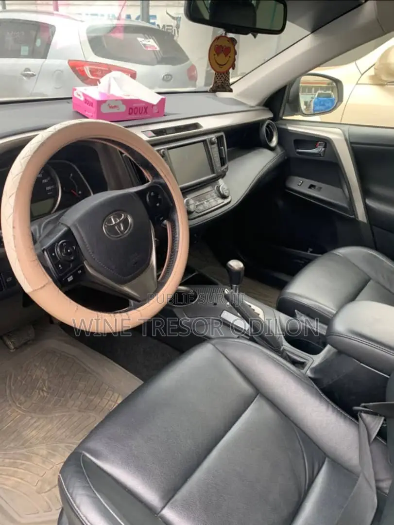 Toyota RAV4 Limited 4dr SUV (2.5L 4cyl 6A) 2015 Blanc