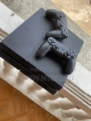 PlayStation 4 Fat