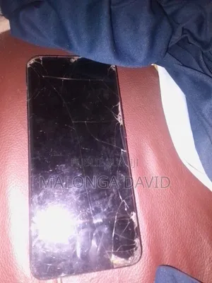 Tecno Spark 10 64 GB Bleu