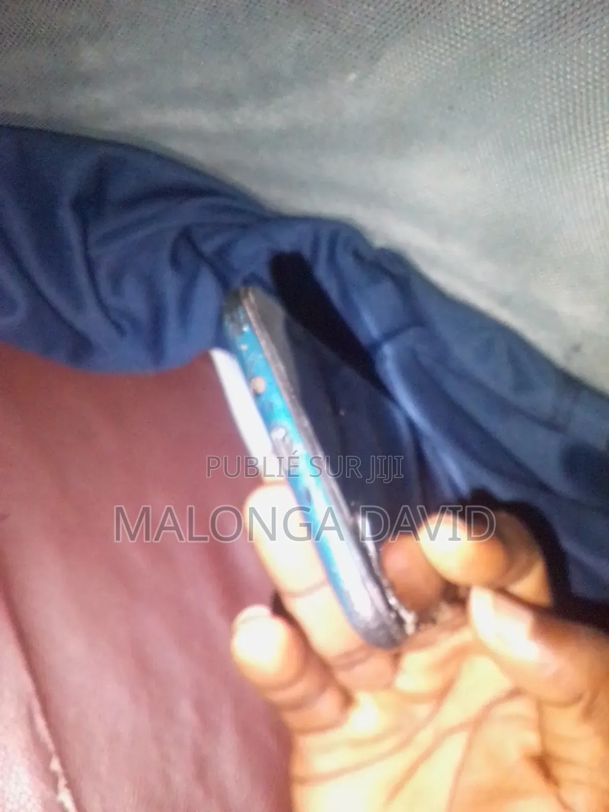 Tecno Spark 10 64 GB Bleu