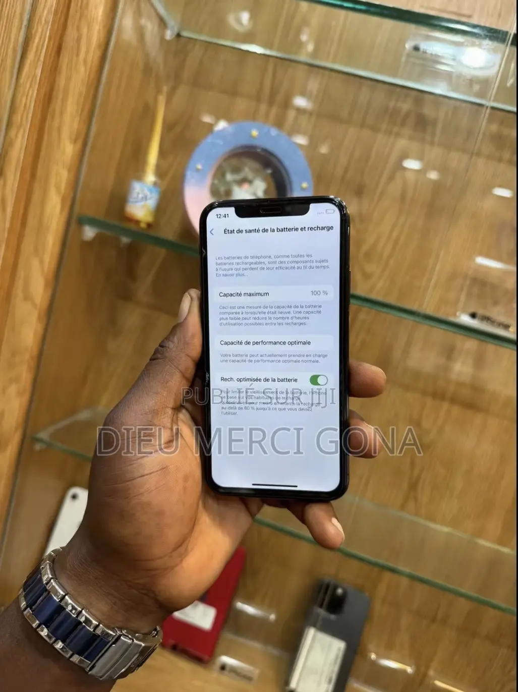 Apple iPhone X 64 GB Noir