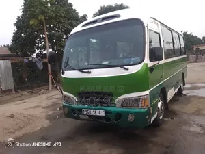 Hyundai Aero City 2018 Vert