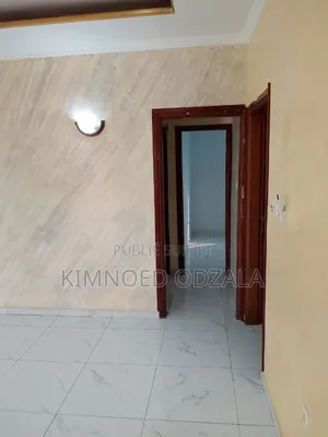Meublé 3chbre Appartement dans Tsvh Immobilier, Moungali à Vendre