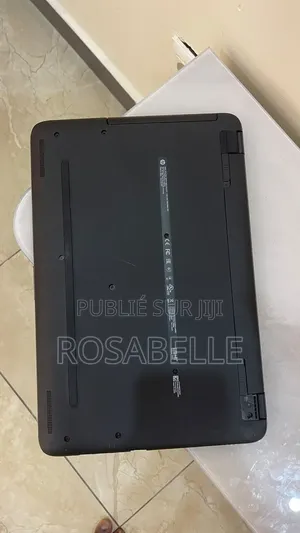 Ordinateur portable HP Pavilion 10 6GB Intel Core i3 HDD 500GB