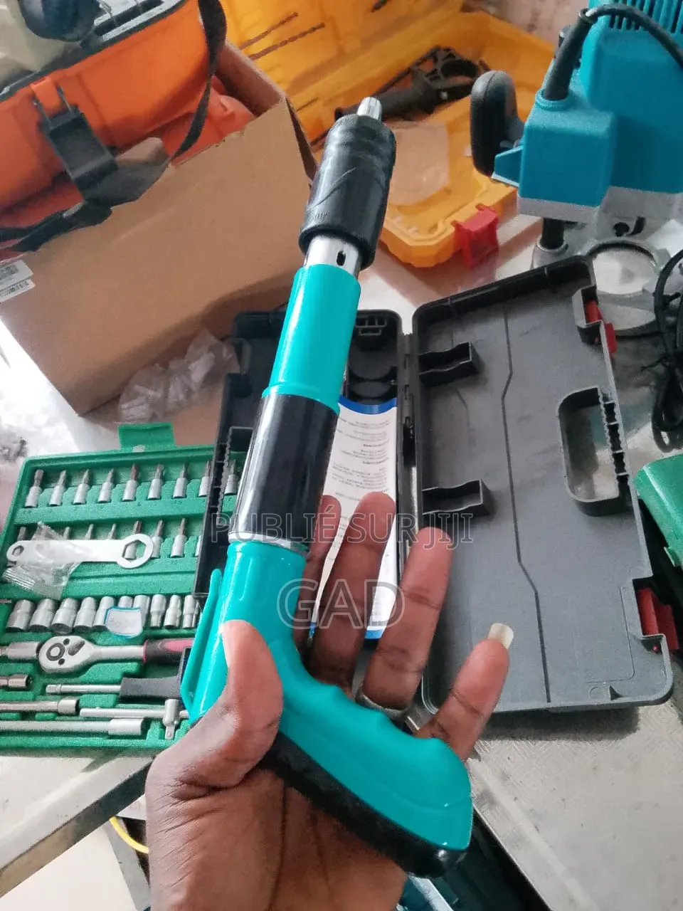 Pistolet À Cloue Manuel