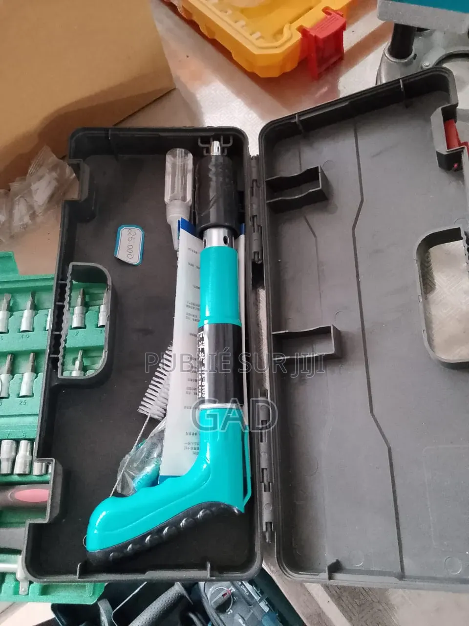 Pistolet À Cloue Manuel