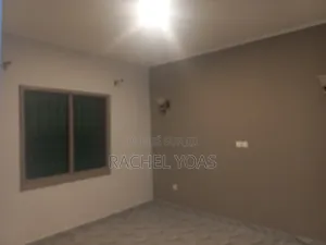 1chbre Appartement dans Koufoli, Mongo-Mpoukou à Louer
