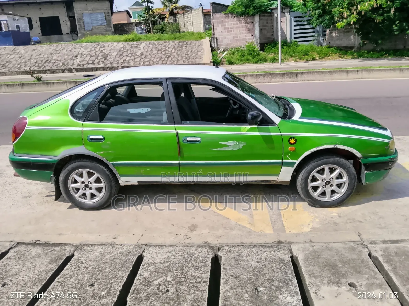 Toyota Corolla Liftback 2002 Vert