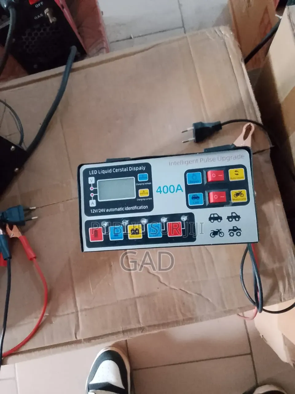 Chargeur De Batterie 400A