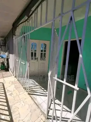 2chbre Appartement dans Nt Immo, Mongo-Mpoukou à Louer