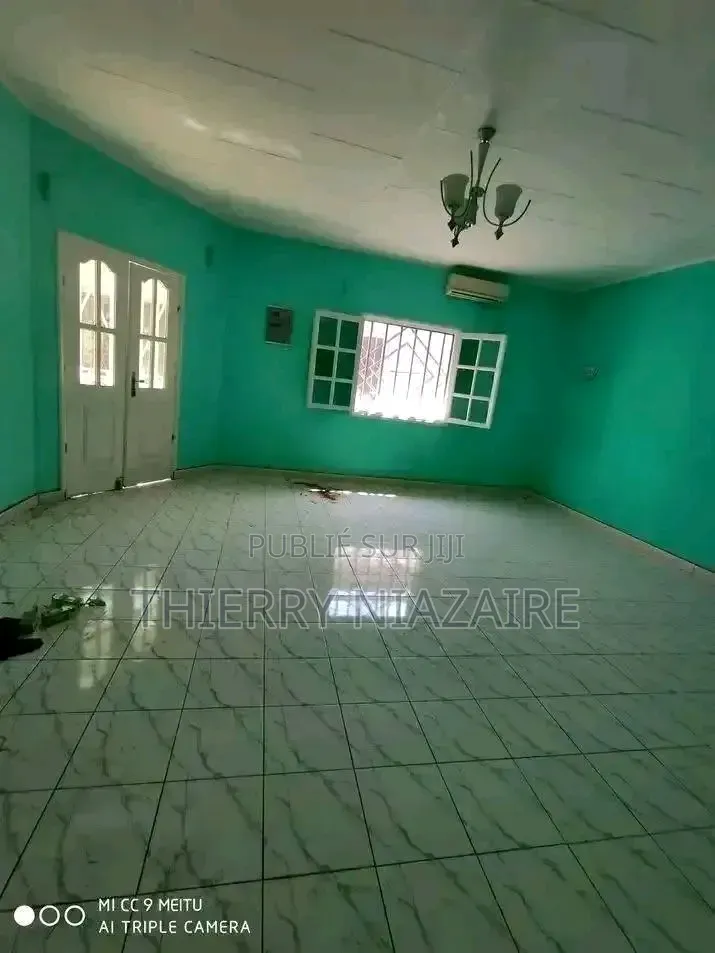 2chbre Appartement dans Nt Immo, Mongo-Mpoukou à Louer