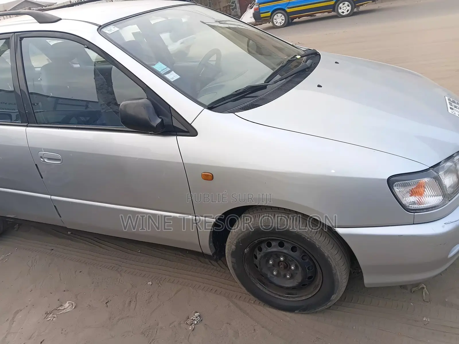 Toyota Picnic 2.0 FWD 2000 Gris