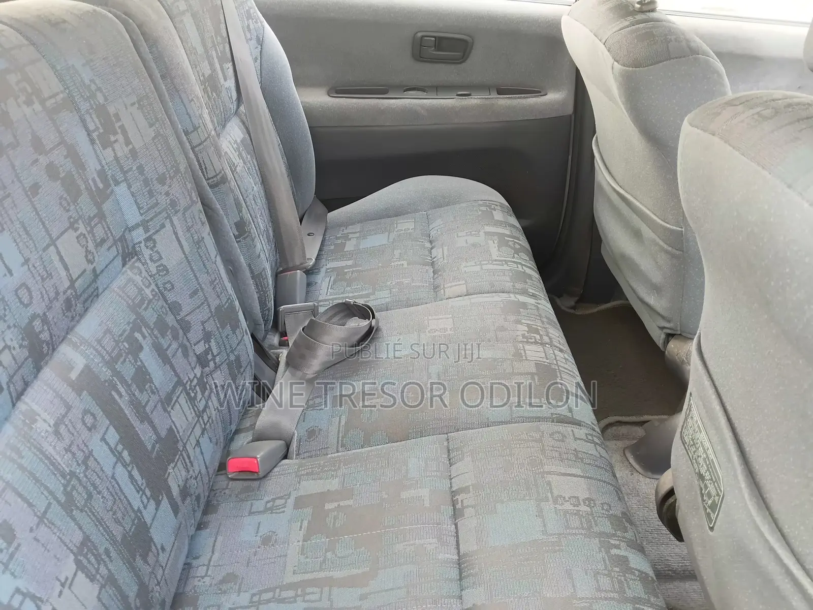 Toyota Picnic 2.0 FWD 2000 Gris