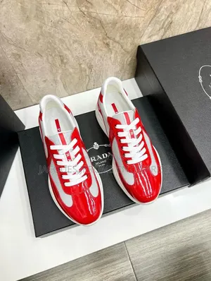 Baskets Prada