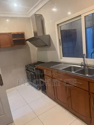 Meublé 4chbre Villa dans Cdk/Cg/16, Lumumba à Louer
