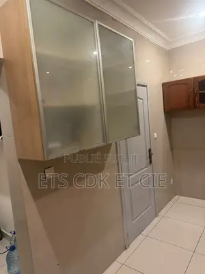 Meublé 4chbre Villa dans Cdk/Cg/16, Lumumba à Louer