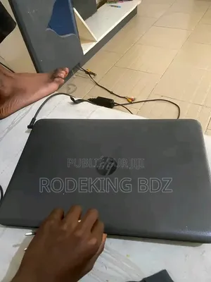 Ordinateur portable HP Stream Notebook 8GB Intel Core i5 HDD+SSD 500GB