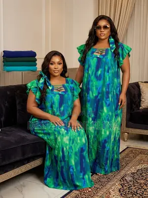 Robes Avec Foulards