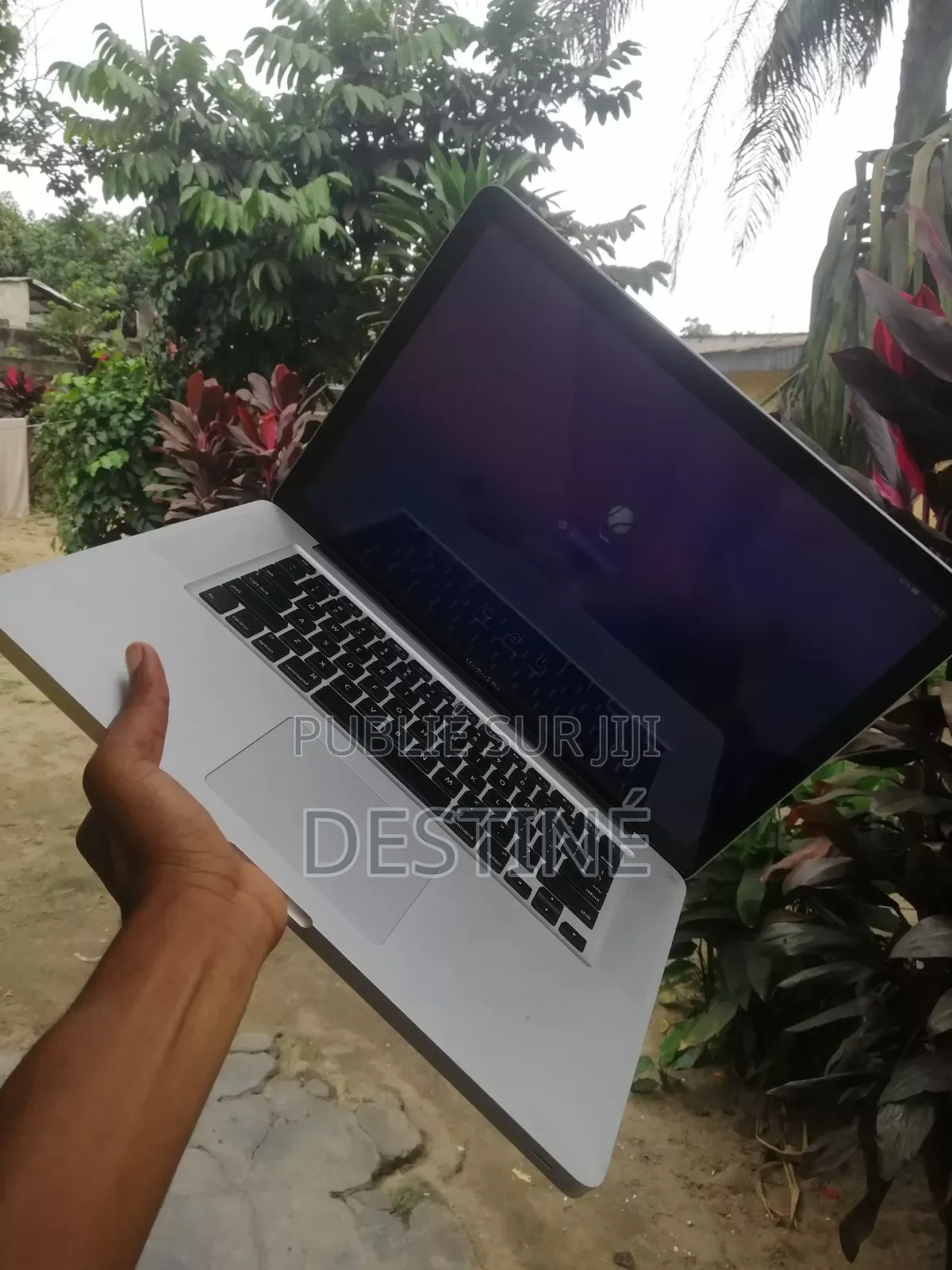 Ordinateur portable Apple MacBook Pro 2011 4GB Intel Core i7 SSD 512GB