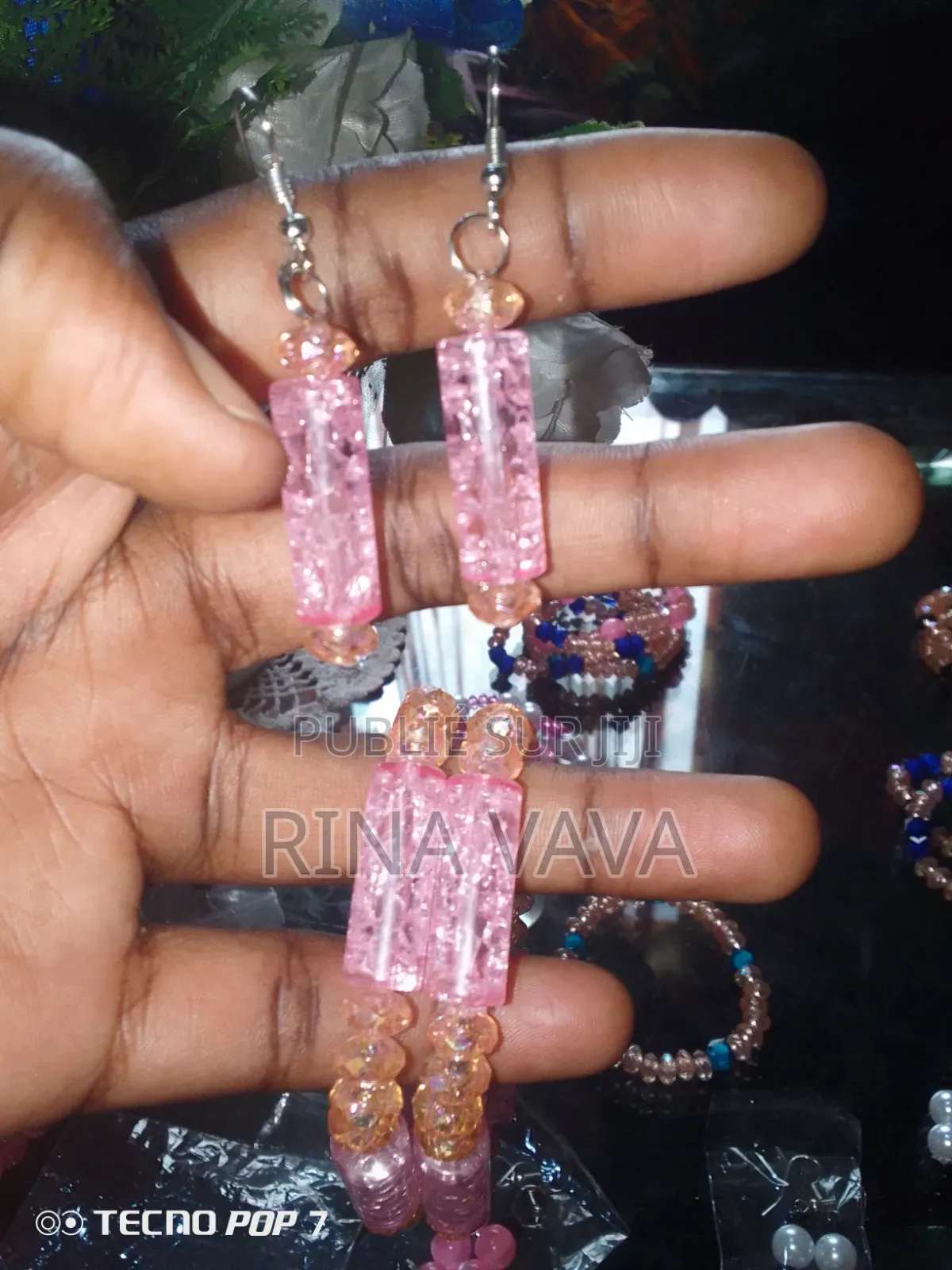 Boucles d'Oreilles Et Bracelets en Perles À Vendre
