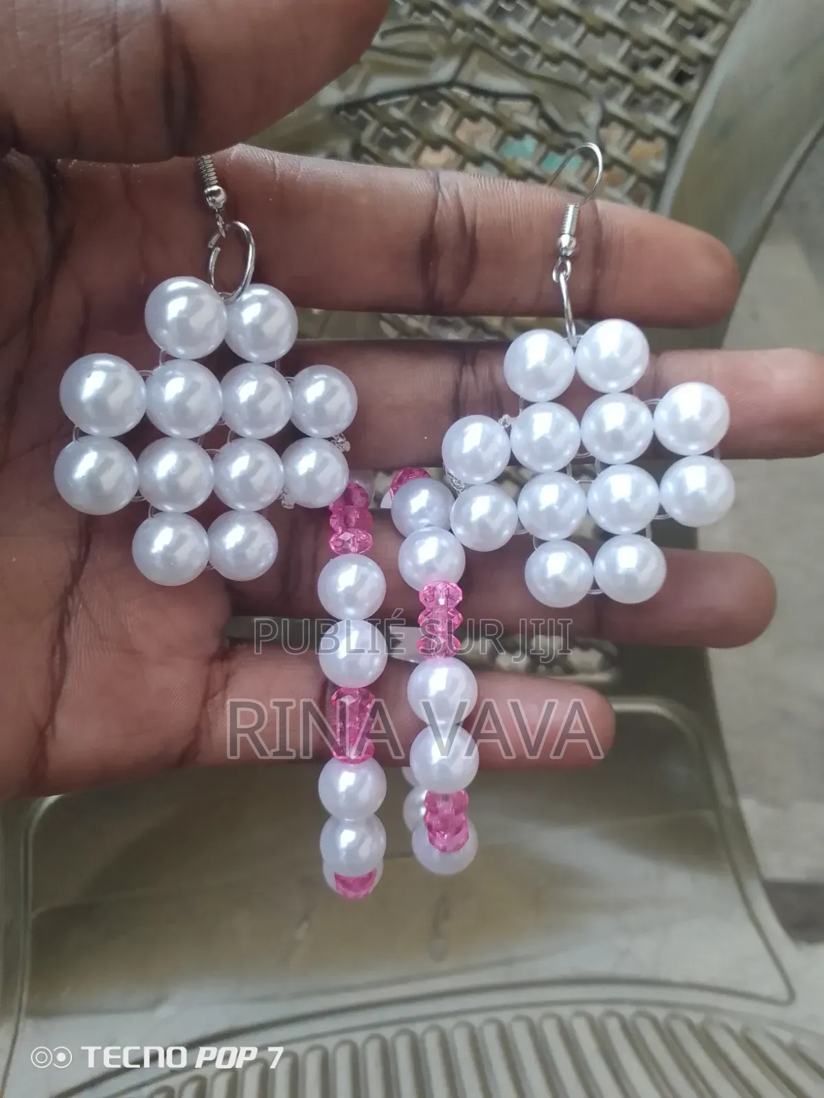Boucles d'Oreilles Et Bracelets en Perles À Vendre
