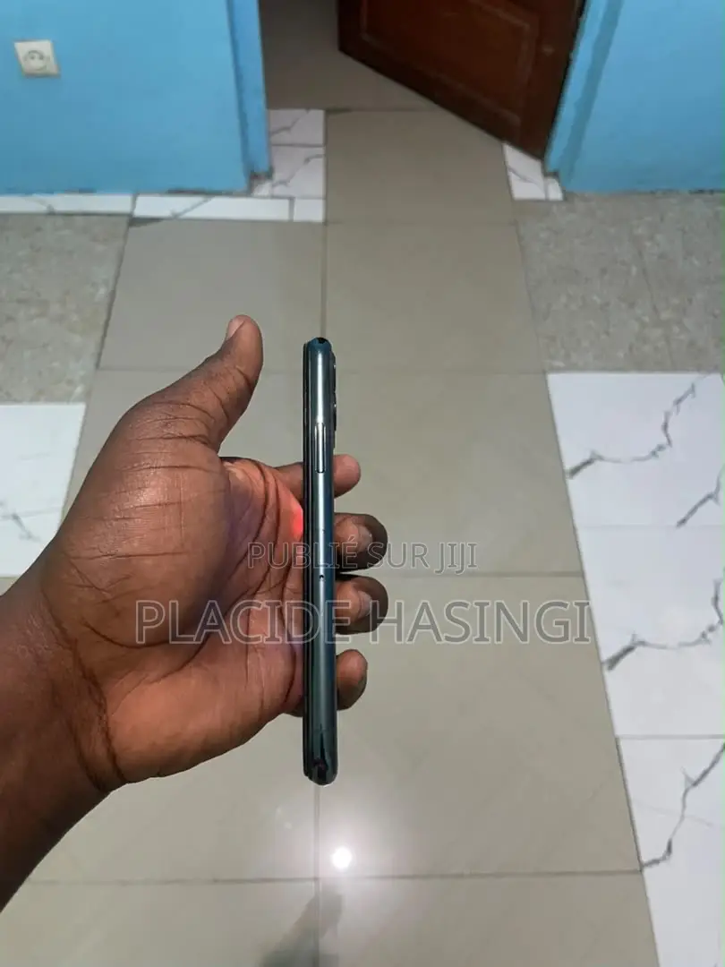 Apple iPhone 11 Pro 64 GB Gris