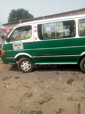 Toyota HiAce 2017 Vert